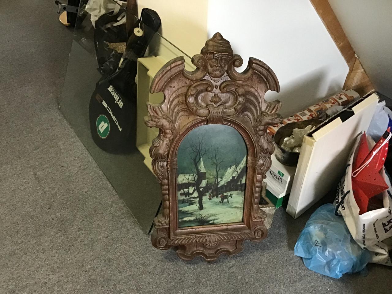 Schilderijtje met verborgen spiegel