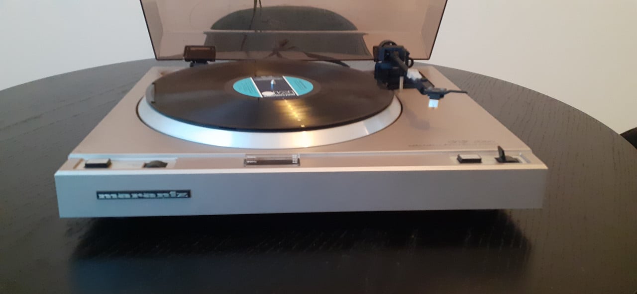 Marantz TT 2000 Platenspeler
