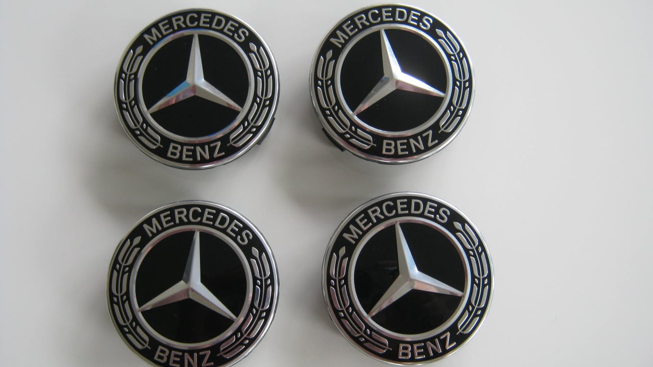 NIEUW ORIGINEL MERCEDES NAAF DOPPEN VOOR 20 EURO