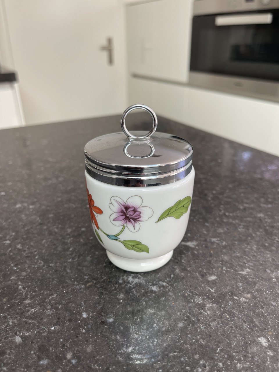 Vintage egg Royal Worcester