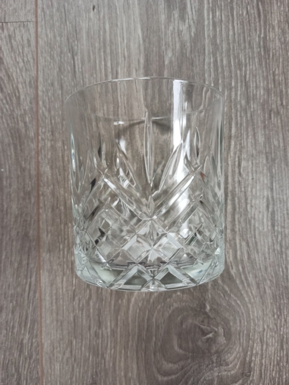 Glas