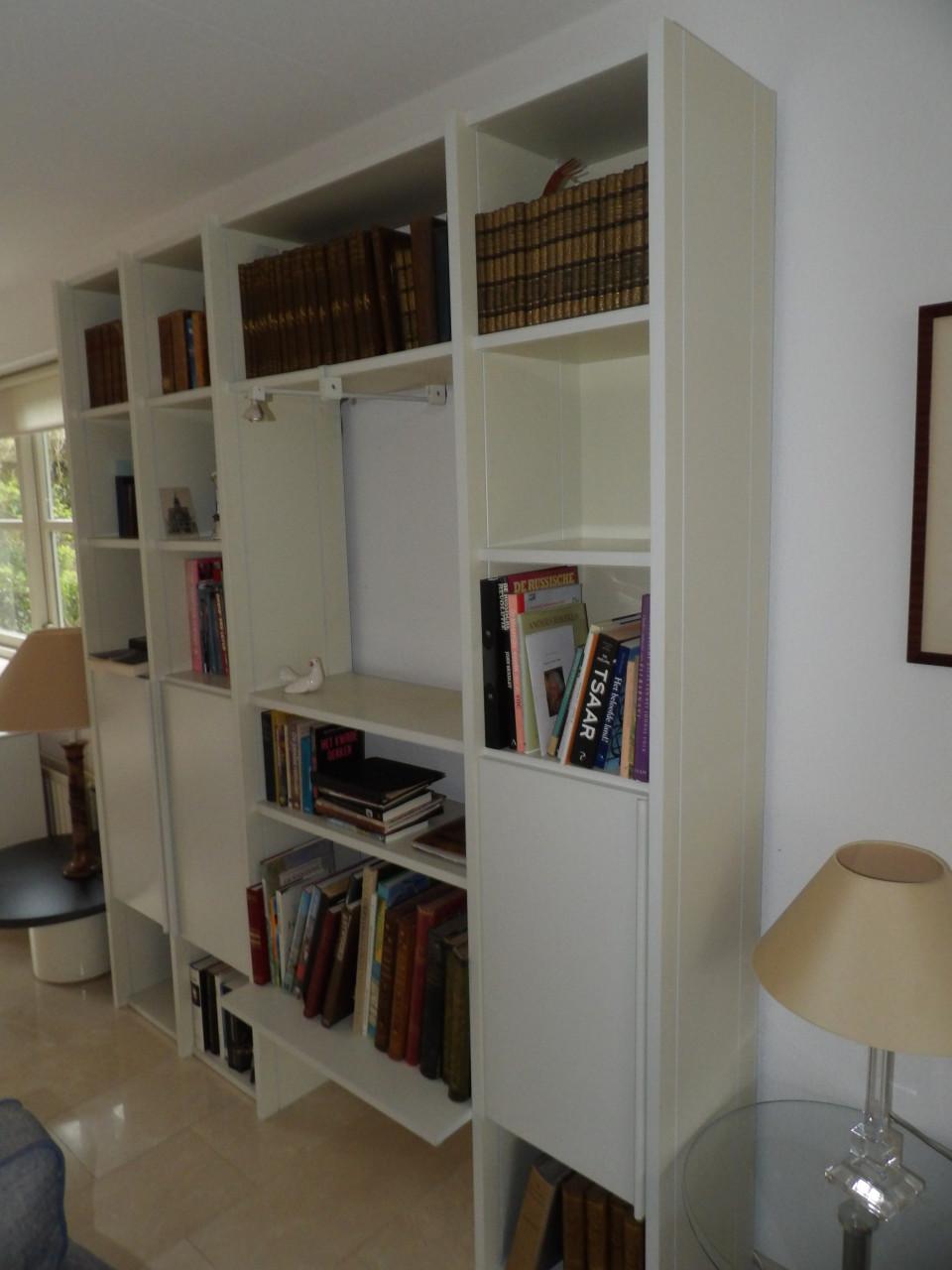 Boekenkast interlubke