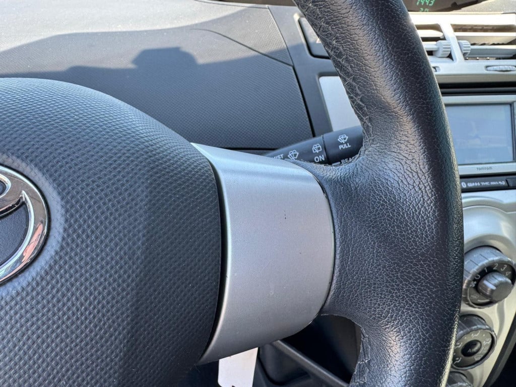 Toyota Yaris 1.3 vvti executive