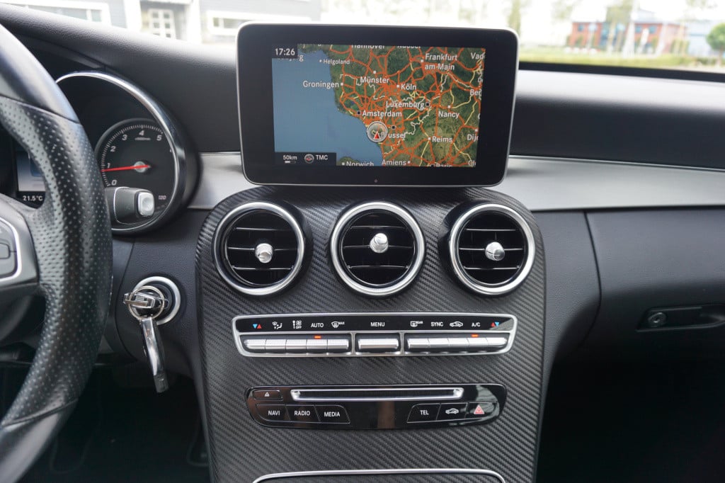 Mercedes-Benz C-Klasse 180 prestige climate / navi / cruise / stoelverw. / 