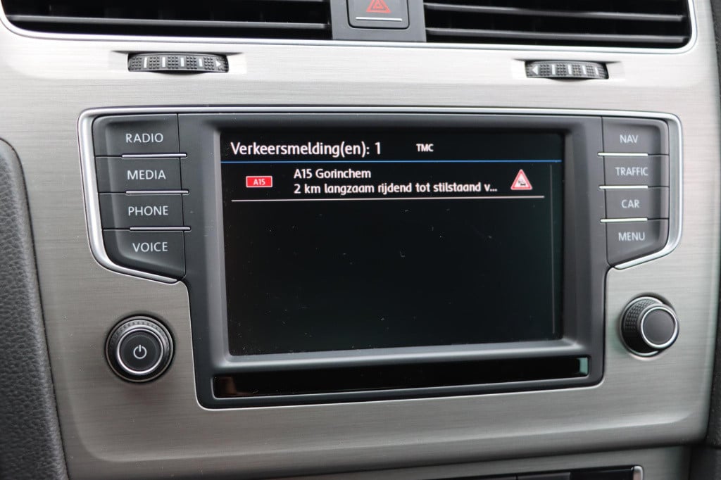 Volkswagen Golf variant 1.0 tsi business edition connected