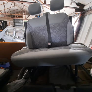 3 zits bank Opel vivaro/  Renault trafic