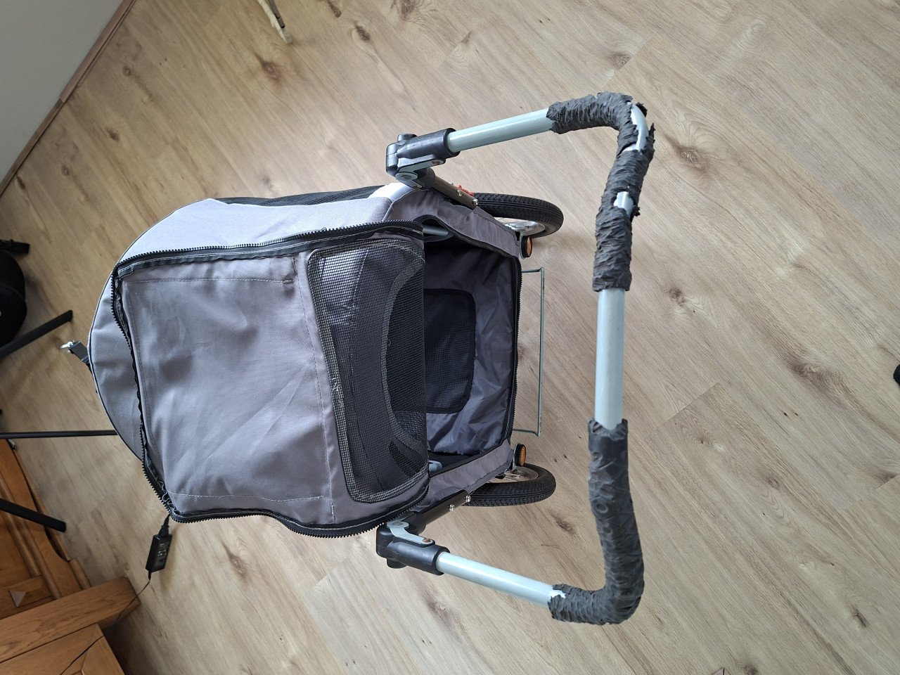 Hondenfietkar