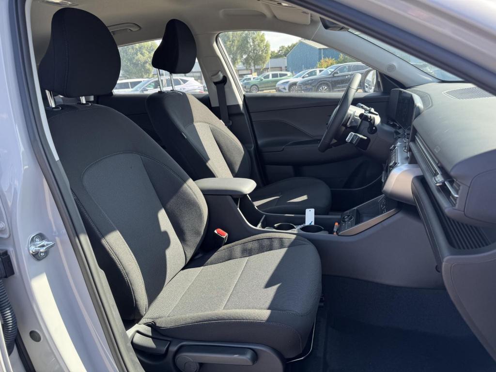 Hyundai Kona 1.6 gdi hev e-motion