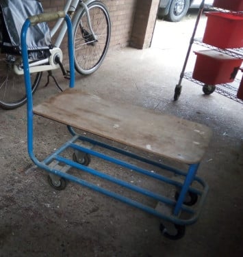 Te koop stevig transsport karretje €25,-