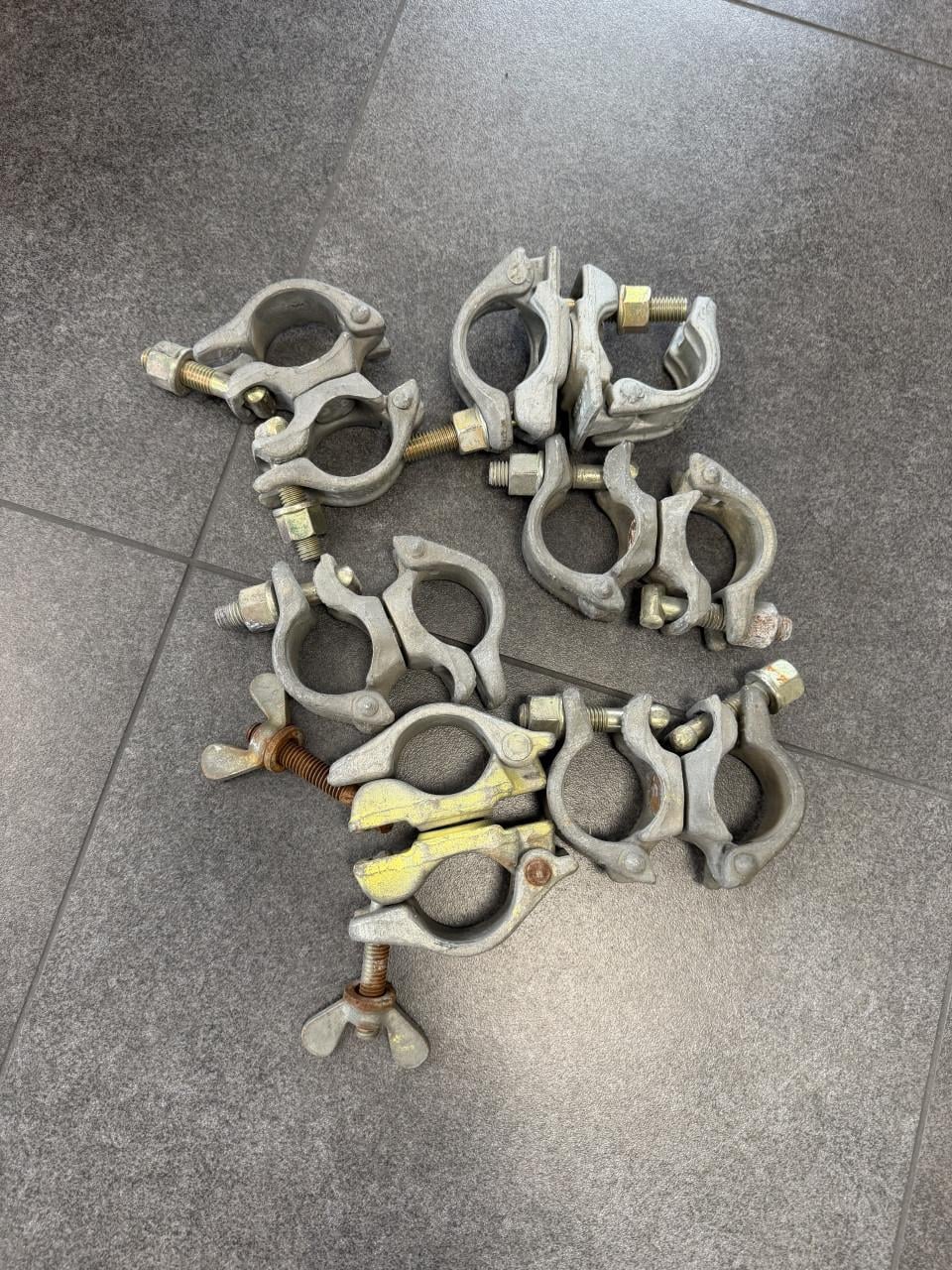 Draaibare kruiskoppelingen te koop