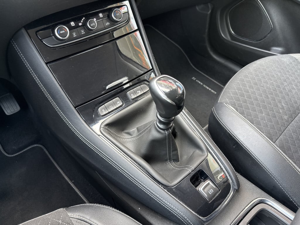 Opel Grandland X 1.2 turbo innovation | dealer oh | trekhaak | keyless | pd