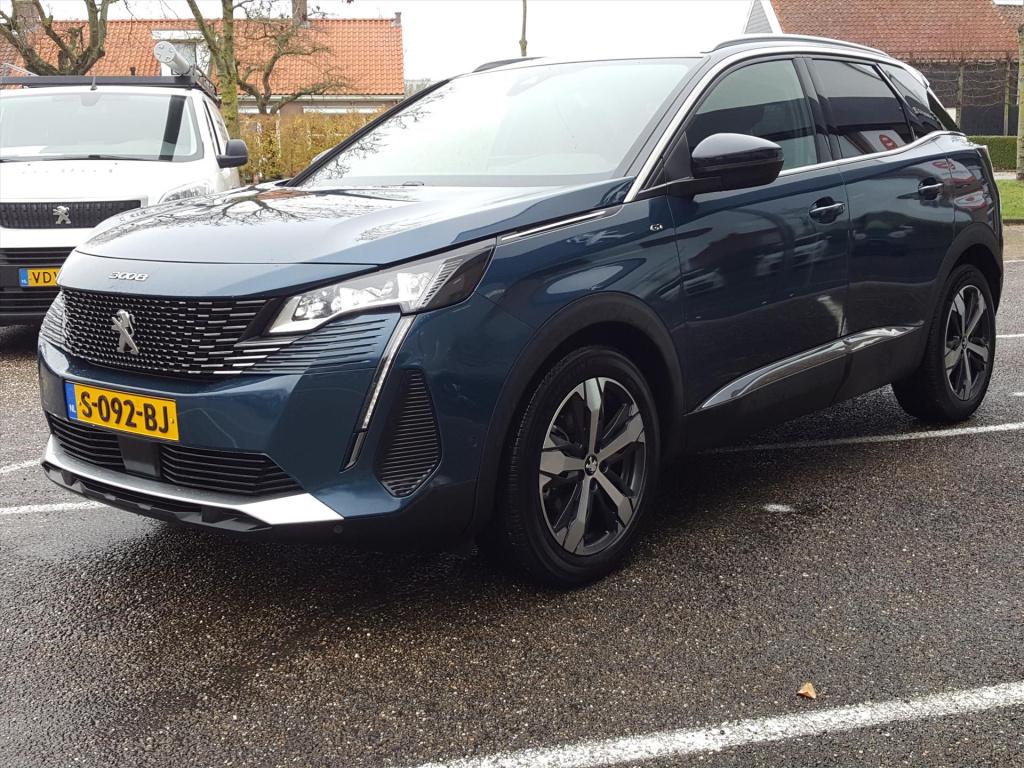 Peugeot 3008 1.2 130pk s&s gt automaat navigatie | trekhaak | apple carplay