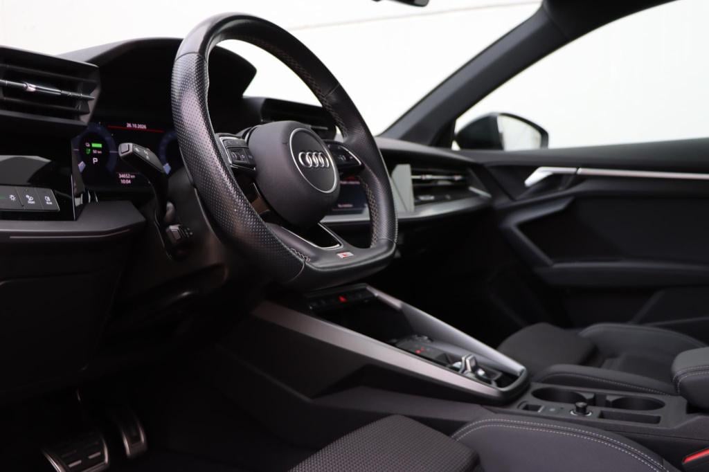 Audi A3 sportback 45 tfsi e s edition competition 245pk s-tronic