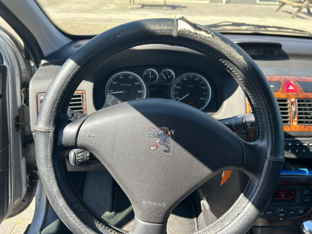 Peugeot 307 2.0-16V XT Pack Automaat! Lage KM Stand!