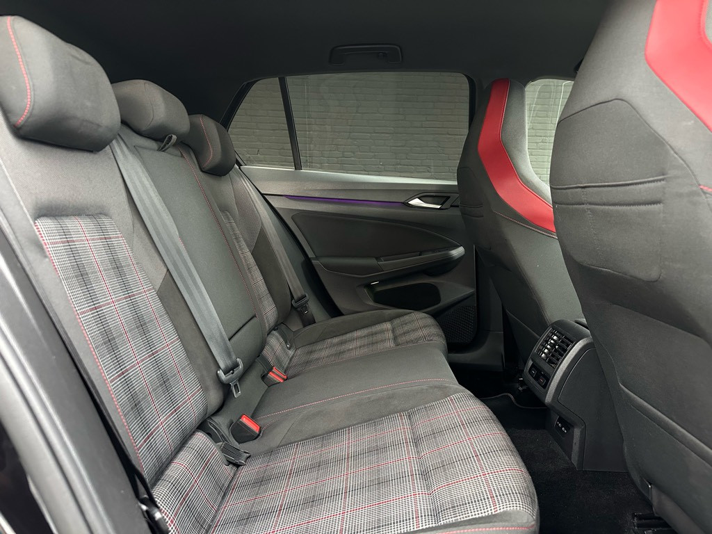 Volkswagen Golf 2.0 tsi gti // dealeronderhouden // nieuwstaat //