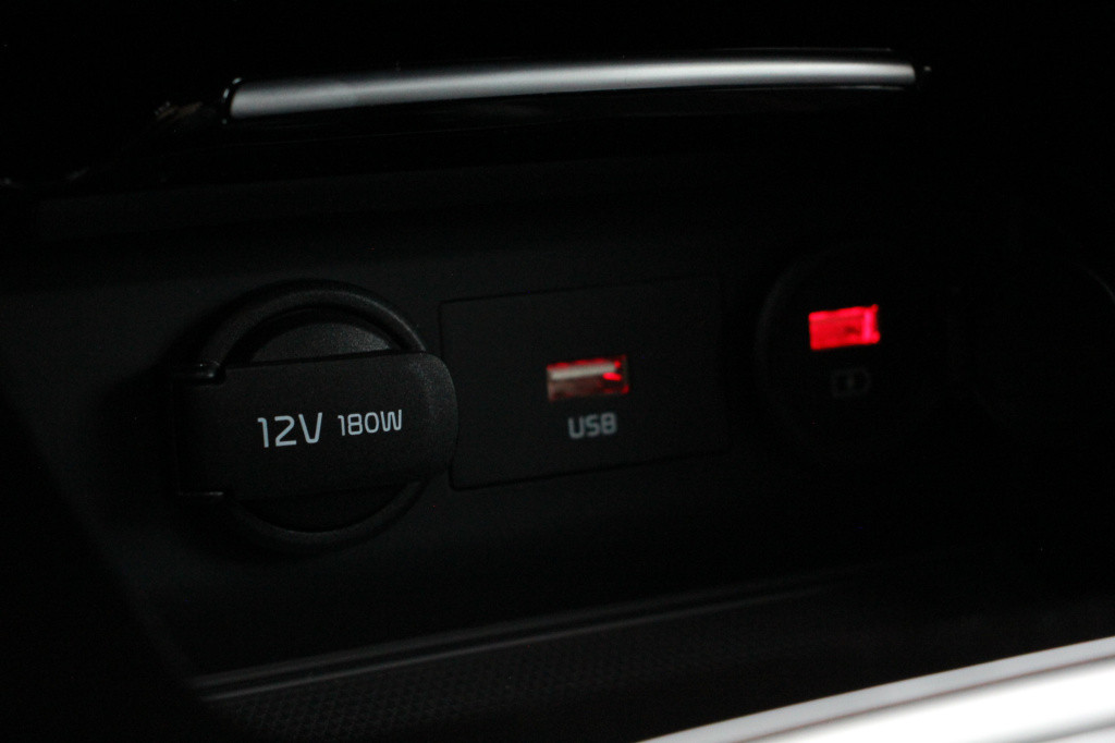 Kia Proceed 1.6 t-gdi gt | direct leverbaar | 204pk | panoramadak | jbl | m