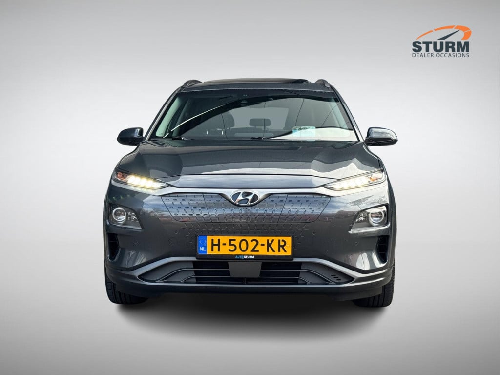 Hyundai Kona ev premium 64 kwh soh 97% meest luxe uitvoering incl. schuif-/