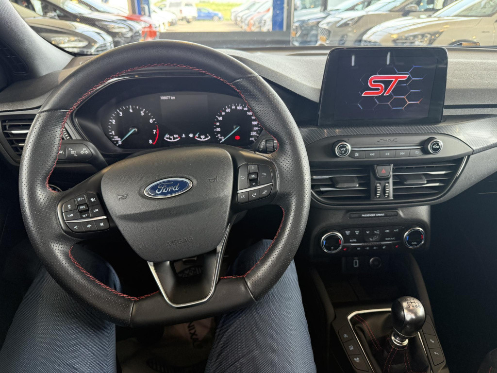 Ford Focus 1.0 ecoboost st line business 18'' | matrix led | acc | lane ass