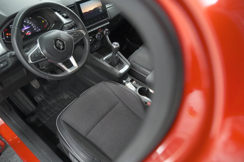 Renault Captur tce 90 techno | camera | apple carplay | navigatie | parkeer