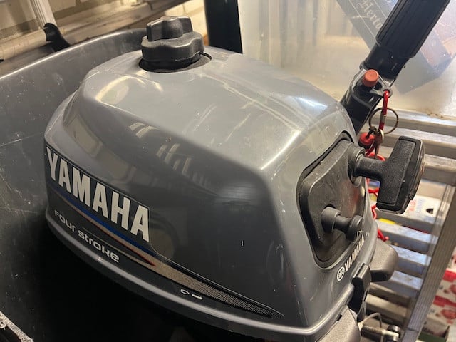 Zodiac C240 LR + Yamaha 2.5 pk 4-takt