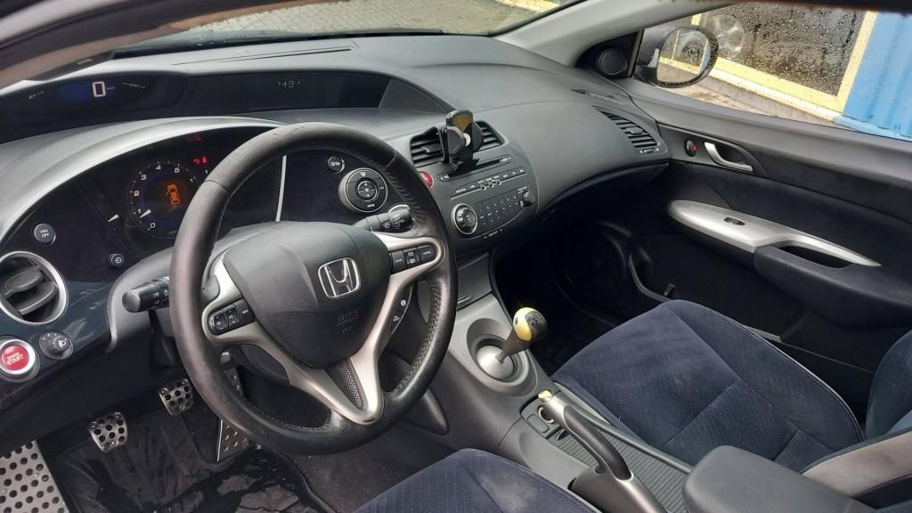 Honda Civic 1.8 sport