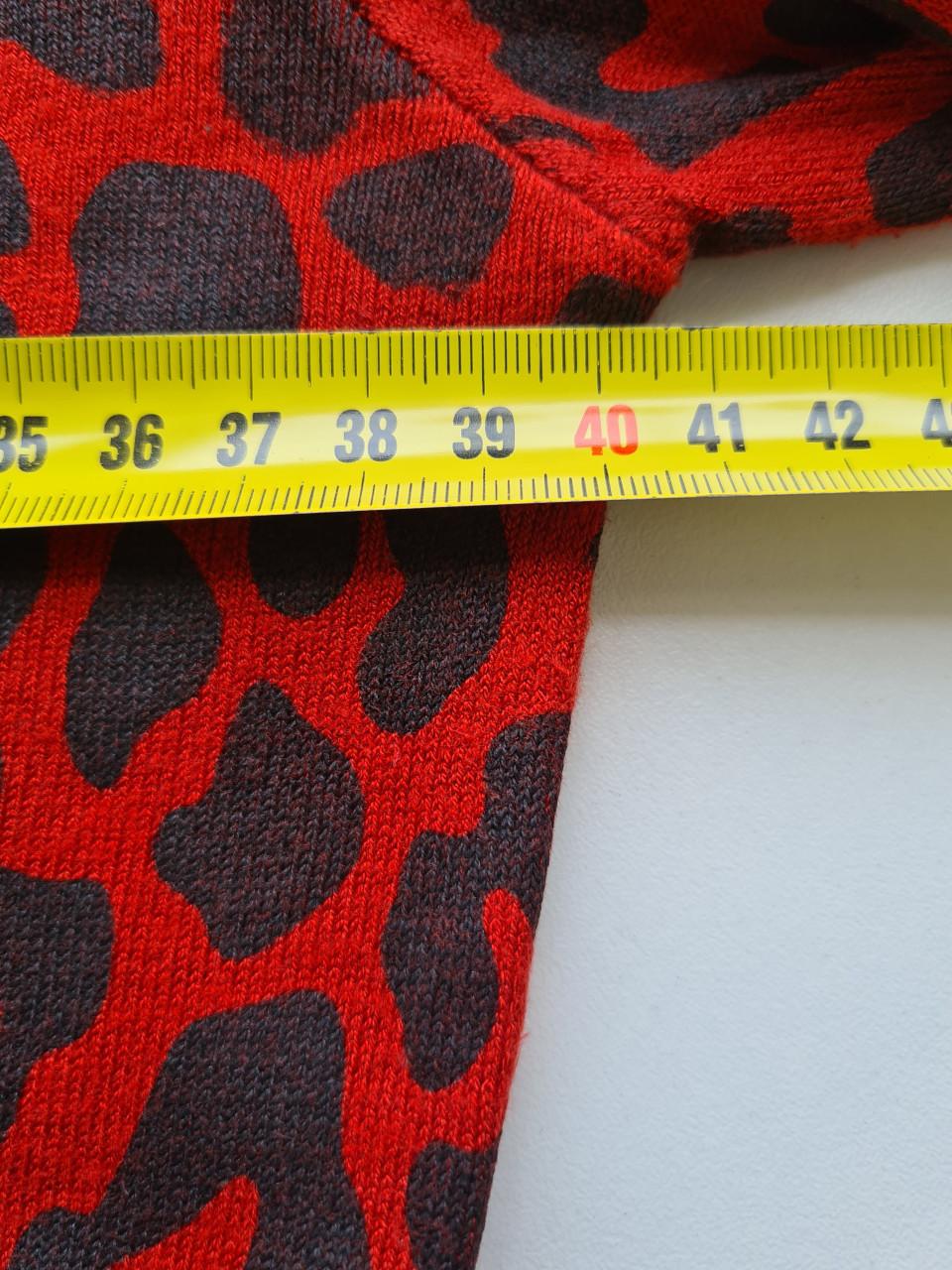 CL Essentials zwart donker rood koltrui