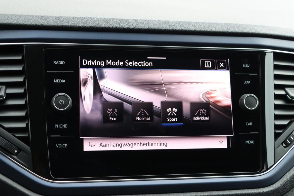 Volkswagen T-roc 1.5 tsi sport dsg7 150pk | side assist | camera | stoelver