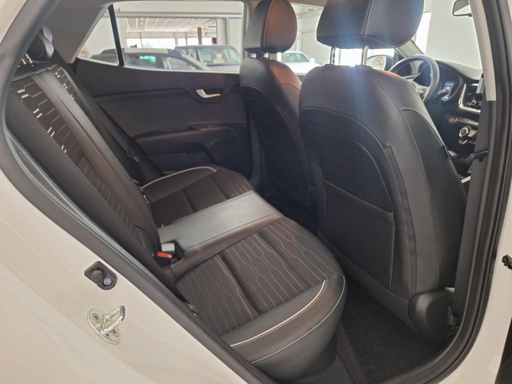 Kia Stonic gt-line mhev | automaat | stoel/stuurwielverwarming |