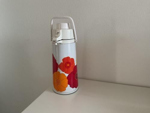 Thermoskan met pompje
