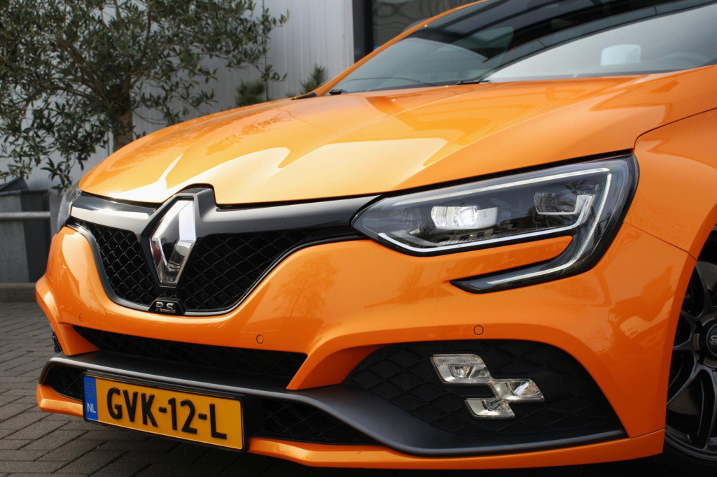 Renault Megane 1.8 tce 280 rs - kw v3 - forged - oz - catback exhaust - car