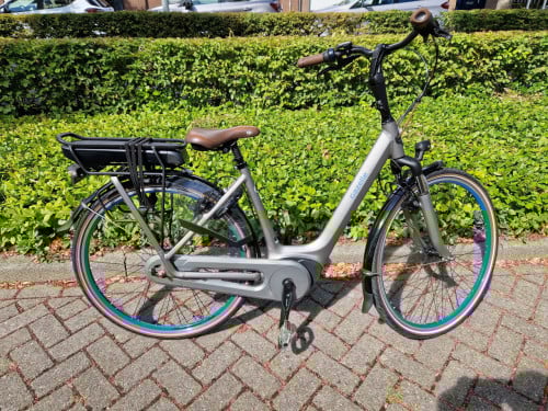 Zo goed als nieuwe Gazelle Orange met Bosch middenmotor