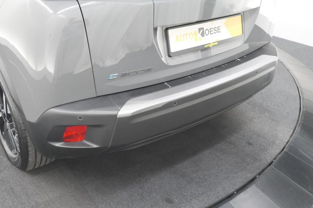 Peugeot E-2008 ev allure 54 kwh | 97,2% soh | 11 kw lader | apple carplay |