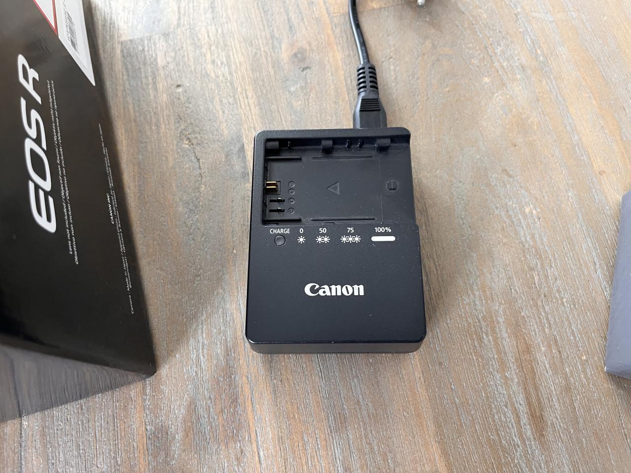 Canon Eos R systeem camera