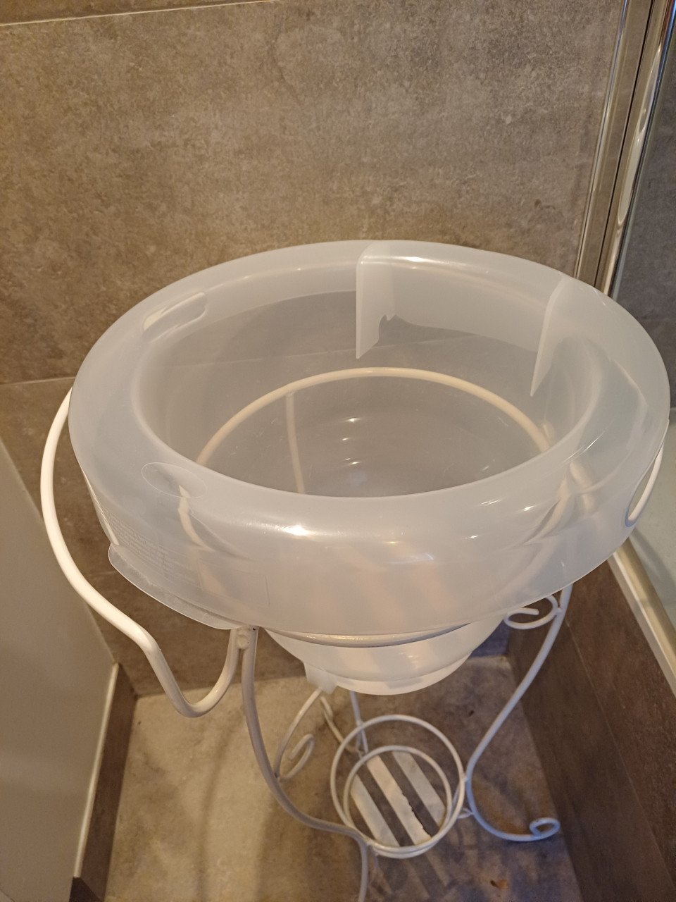 Tummy tub met standaard
