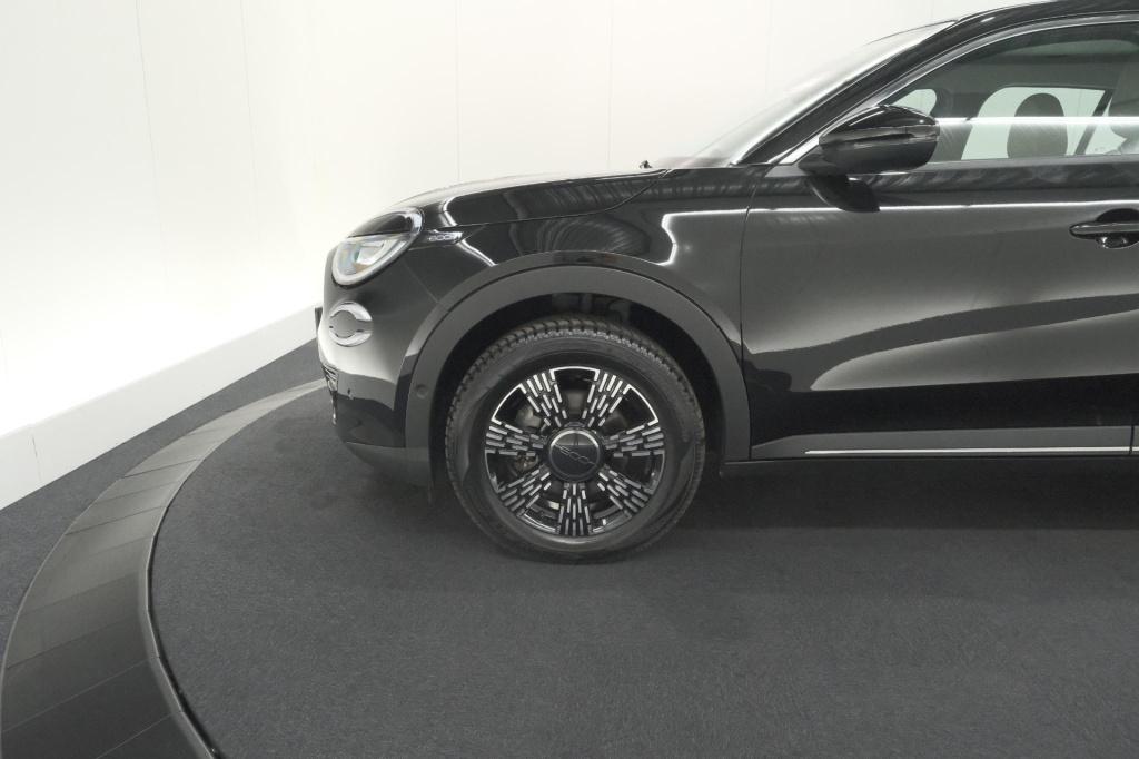 Fiat 600 1.2 hybrid 110 urban | camera | dodehoekdetectie | keyless | apple