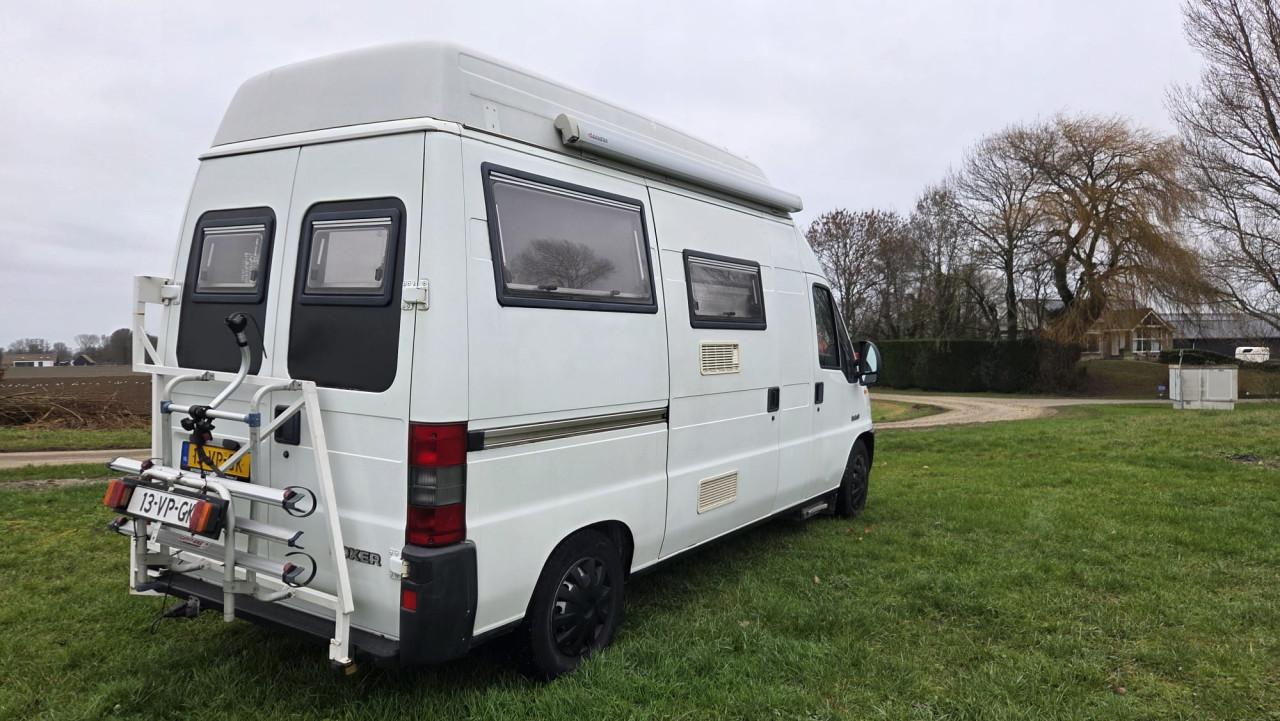 Peugeot Boxer buscamper 5.4m