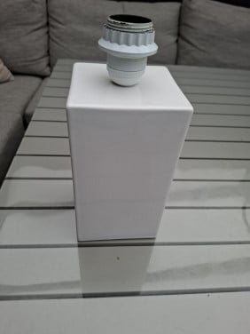 Vintage Tafellamp van Velsen Delfts Wit .