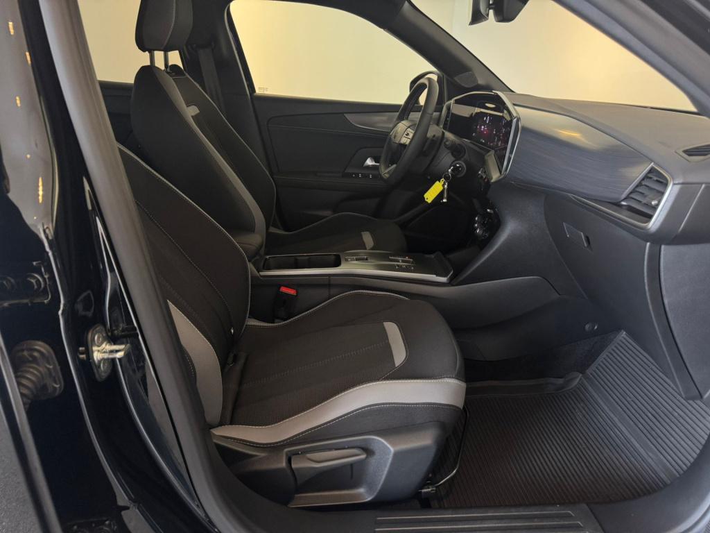 Opel Mokka 1.2 turbo gs black pack (model 2025)