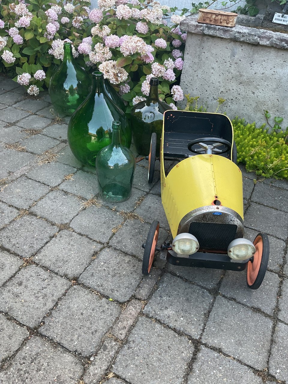 Diverse automobilia