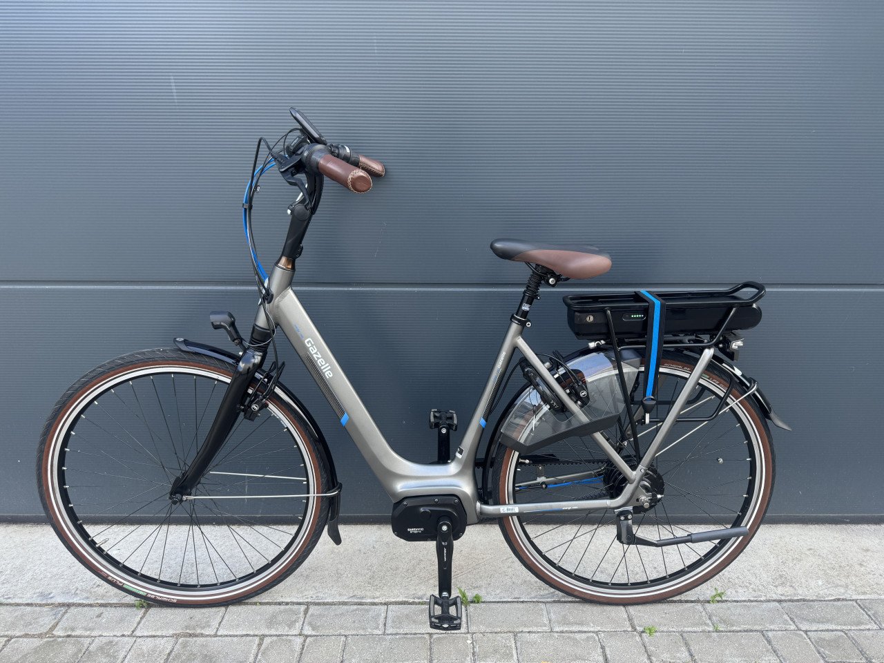 Gazelle Orange C330 middenmotor elektrische fiets 500WH BELT