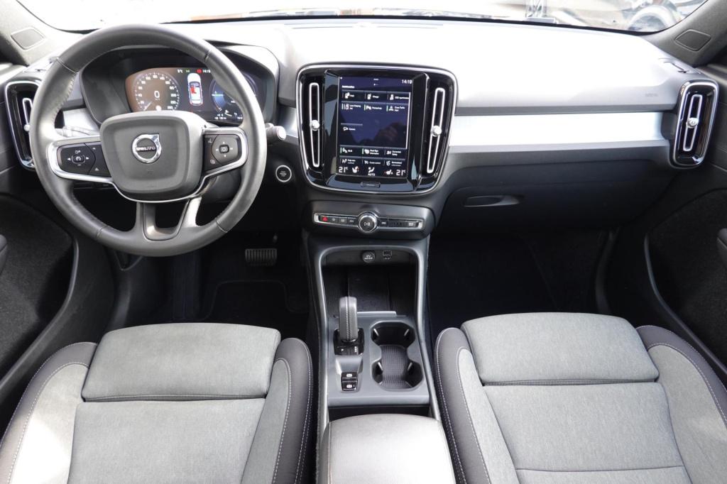 Volvo XC40 1.5 t5 recharge business pro