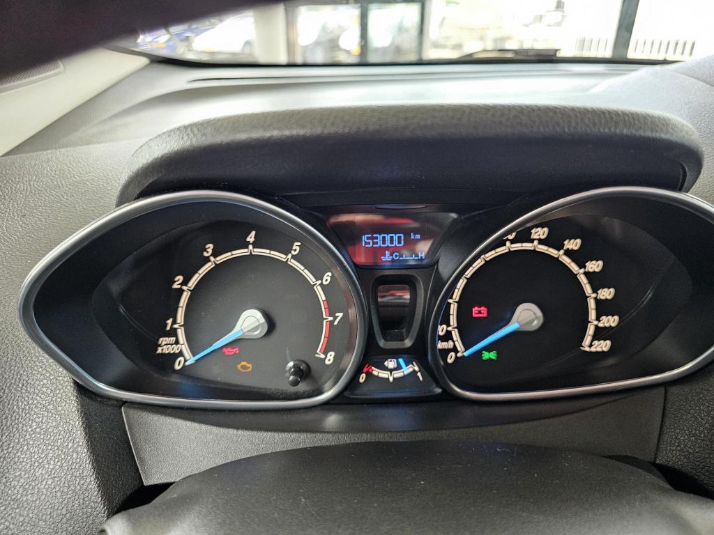 Ford Tourneo Courier 1.0 titanium