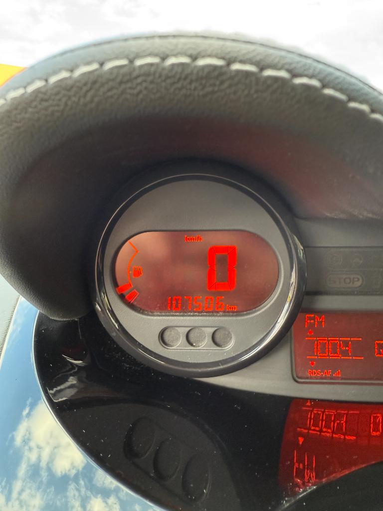 Renault Twingo 1.2-16v night & day - airco - nieuwe distributie