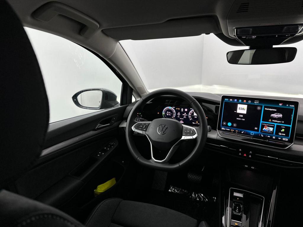 Volkswagen Golf style edition plug in hybride 204 pk