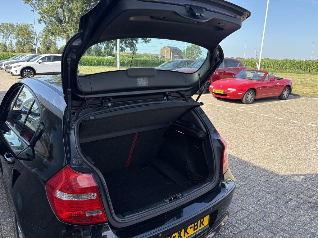 BMW 1 Serie 116i high executive