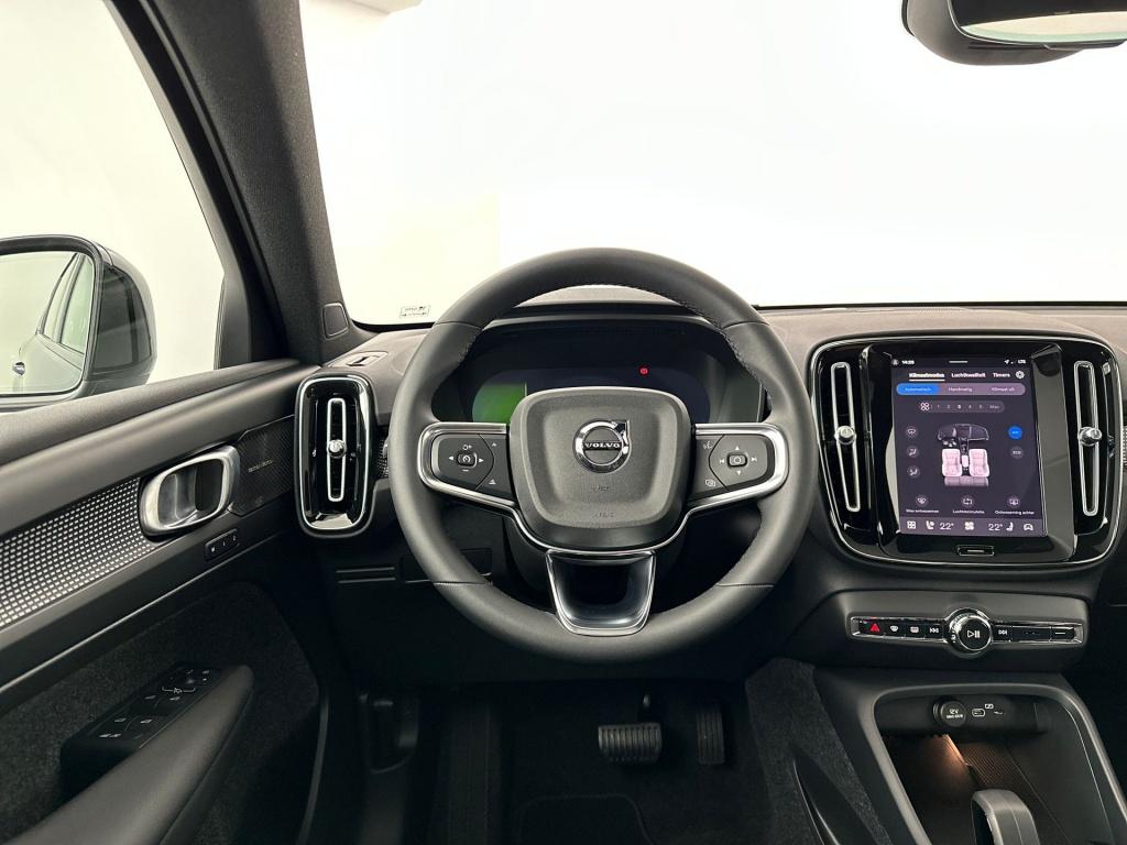Volvo Ec40 extended range ultra black edition europa