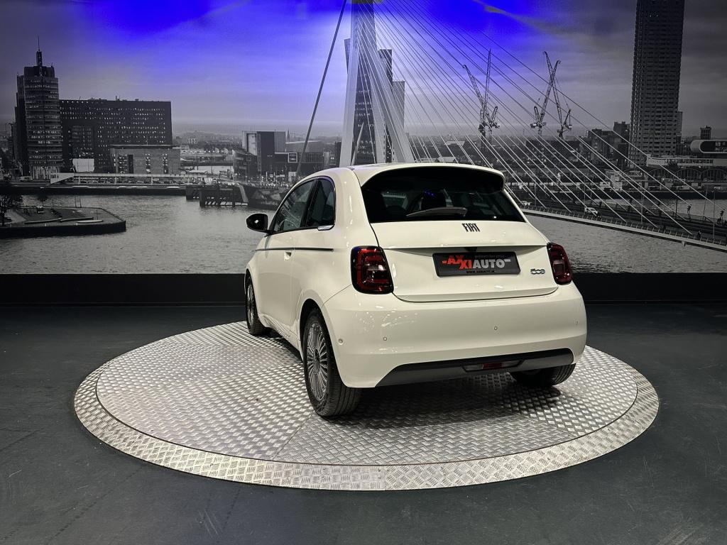 Fiat 500 icon 42 kwh *carplay*camera*