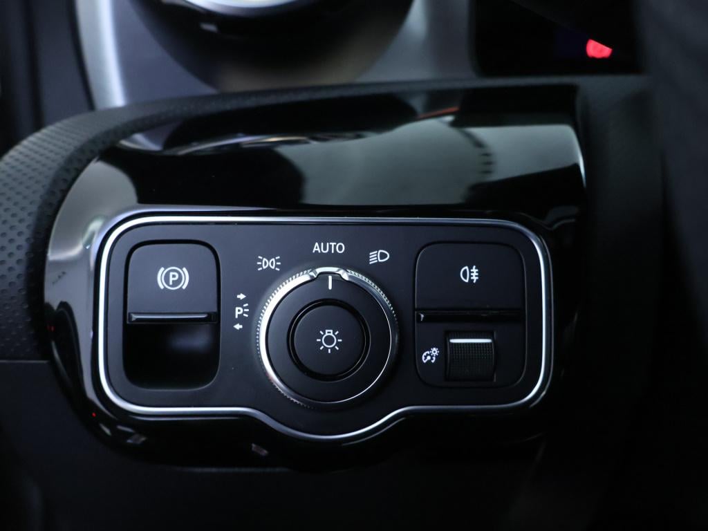 Mercedes-Benz Cla 250 e premium plus | memory pakket | panoramadak | sfeerv