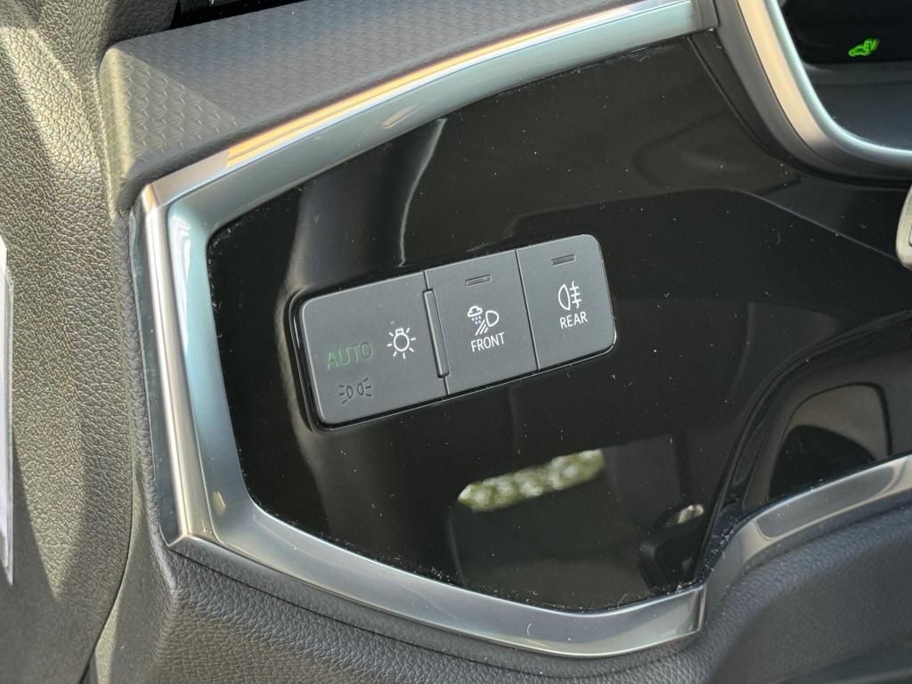 Audi Q3 45 tfsi e s edition