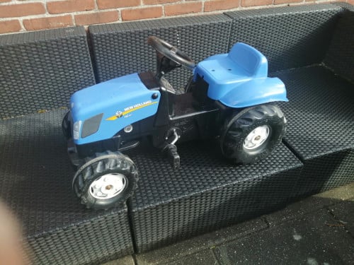 Trap tractor